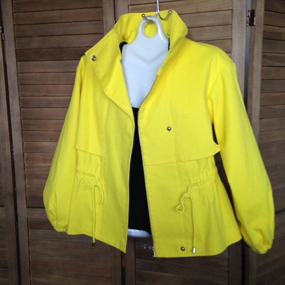 donated ***** New Super Bright, Thick, Comfy, Gorgeous fitting Top/Jacket - Picture 11 of 16